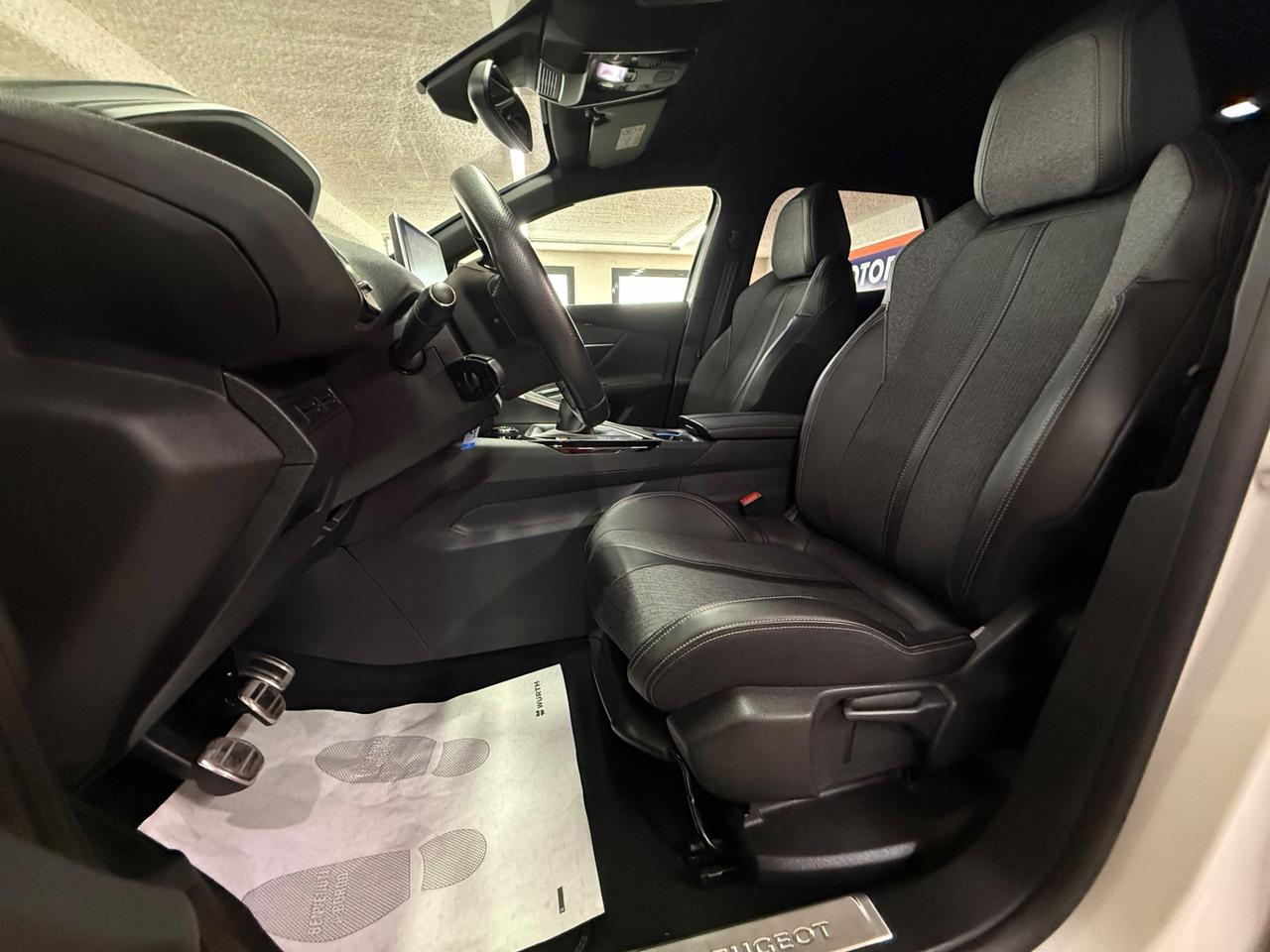 Peugeot 3008 BlueHDi 150 S&S GT Line Gancio Traino