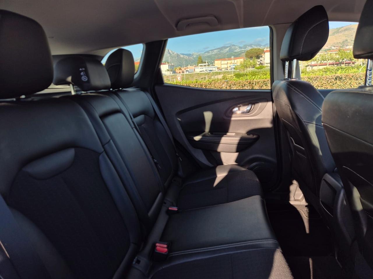 Renault Kadjar dCi 8V 110CV EDC Energy Intens