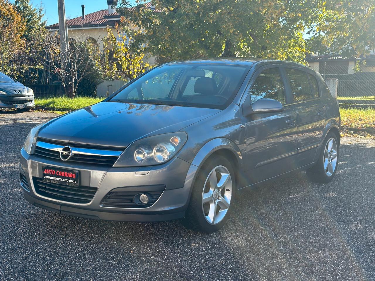 Opel Astra 1.9 16V CDTI 150CV 5 porte Cosmo Sport