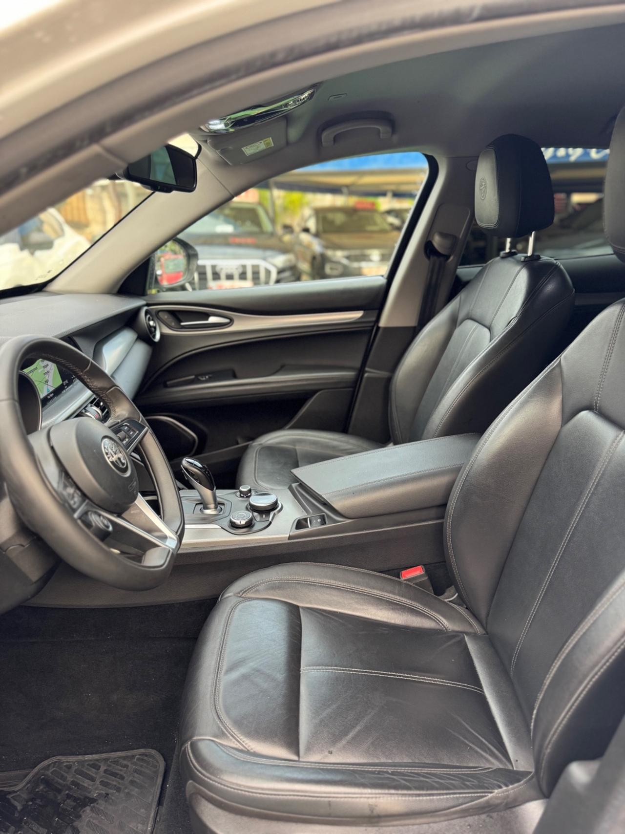 Alfa Romeo Stelvio 2.2 Turbodiesel 210 CV AT8 Q4 Executive