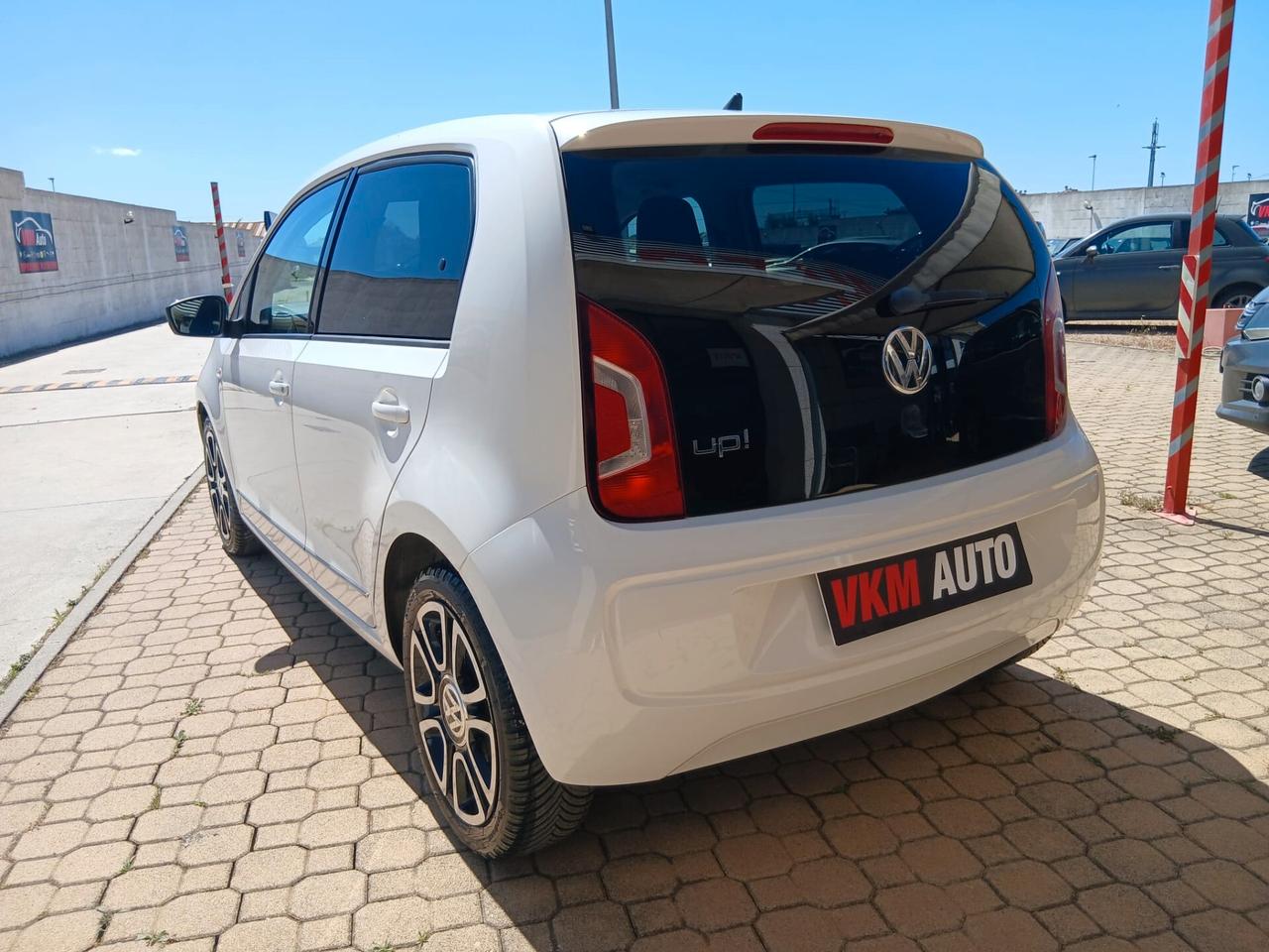 Volkswagen up! 1.0 BENZINA 75CV GARANTITA