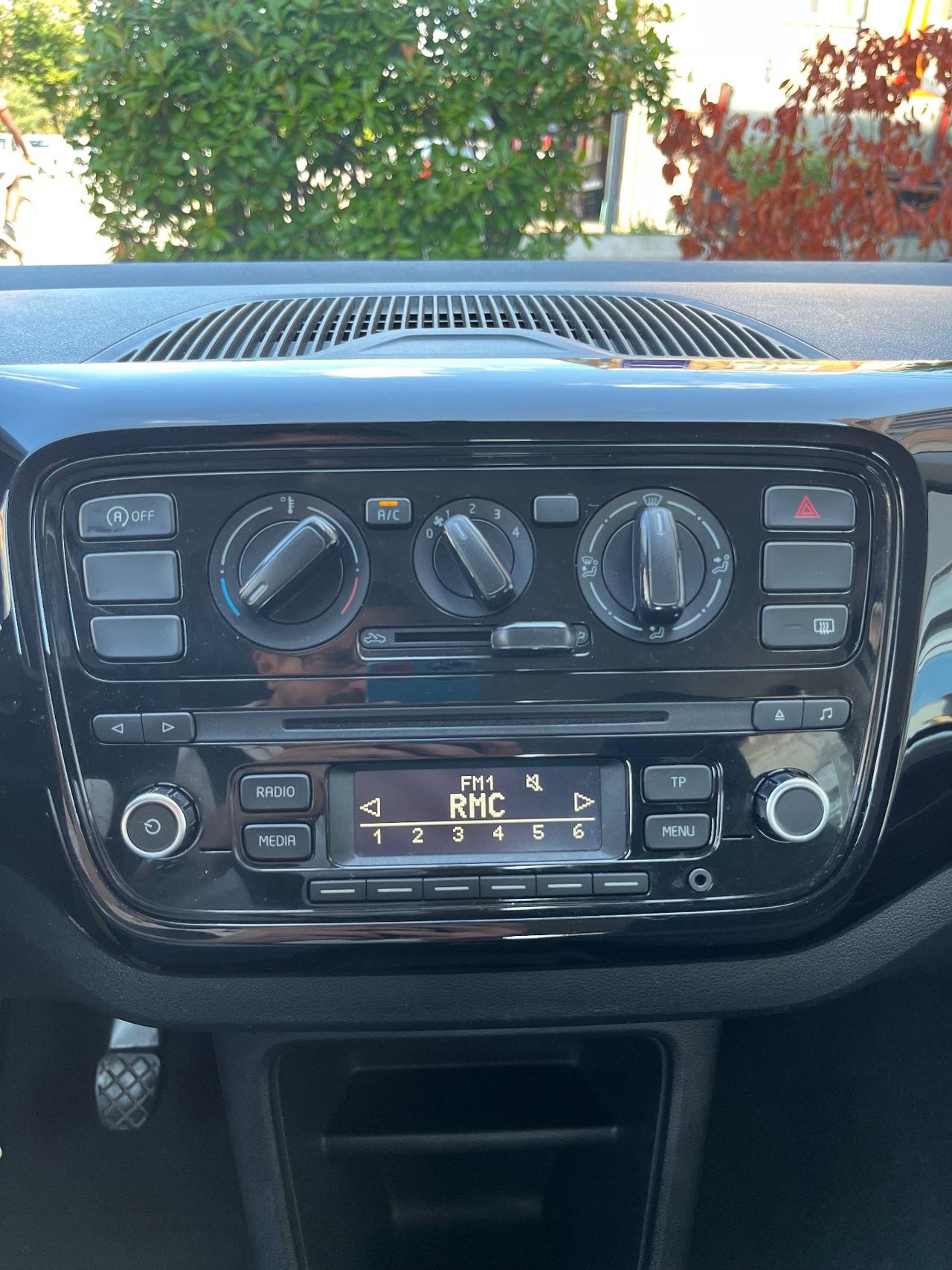 Volkswagen up! 1.0 5p. eco move BlueMotion Technology