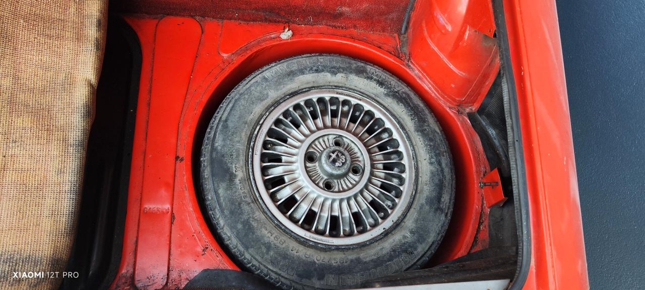 Alfa Romeo Spider 2.0 Veloce 131CV (ITALIANA)