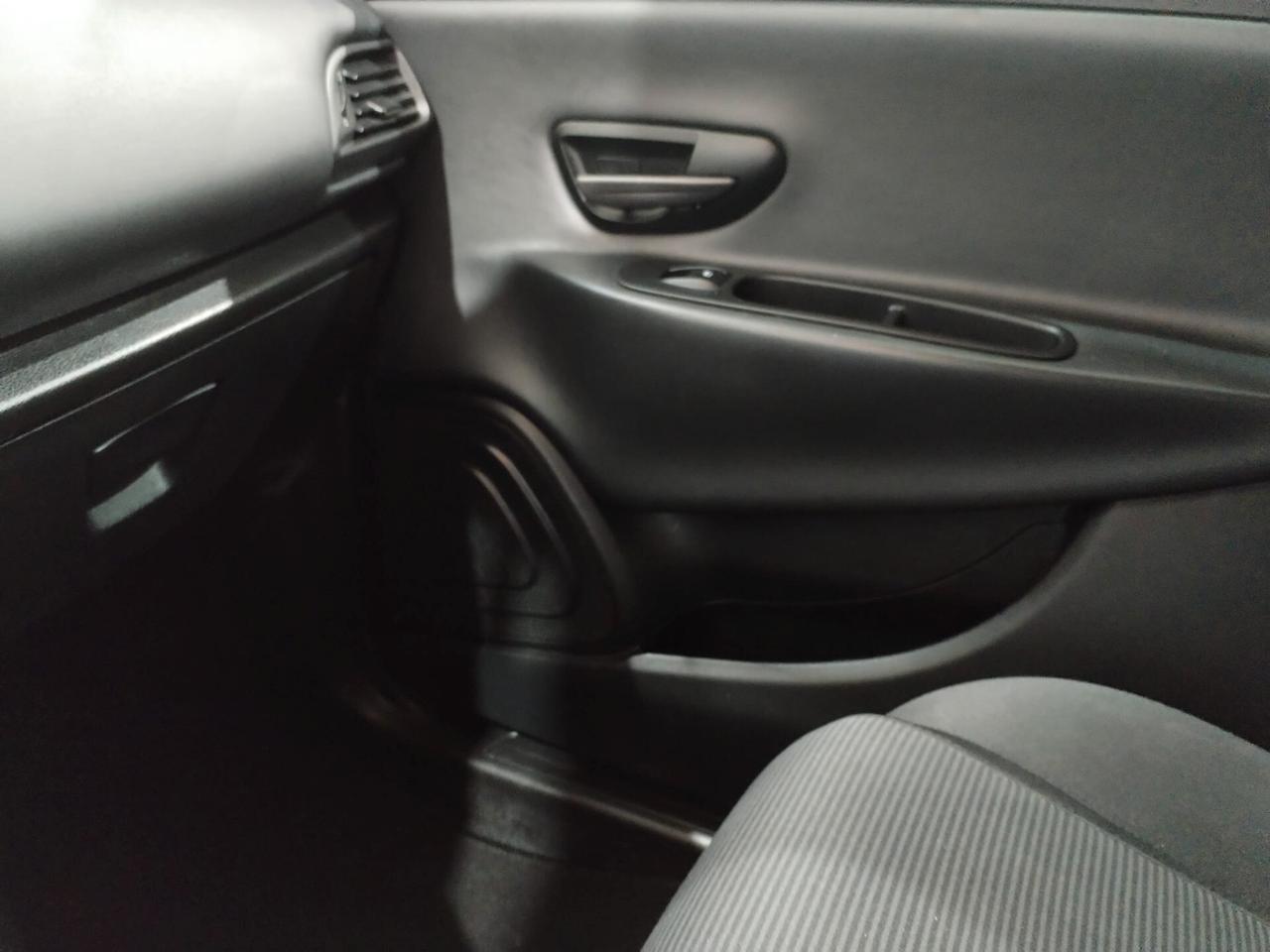 Lancia Ypsilon 1.2 69 CV 5 porte Unyca