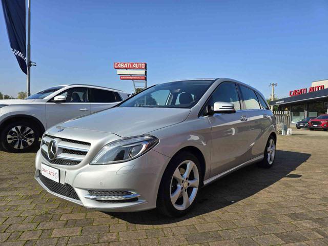 MERCEDES-BENZ B 200 Premium