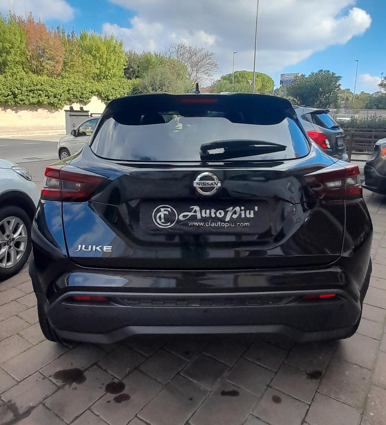 Nissan Juke 1.0 DIG-T 114 CV N-Connecta