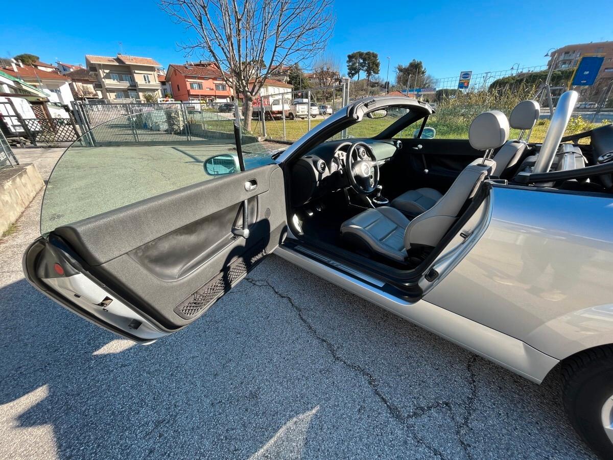 Audi TT Roadster 1.8 T 20V 179 CV cat