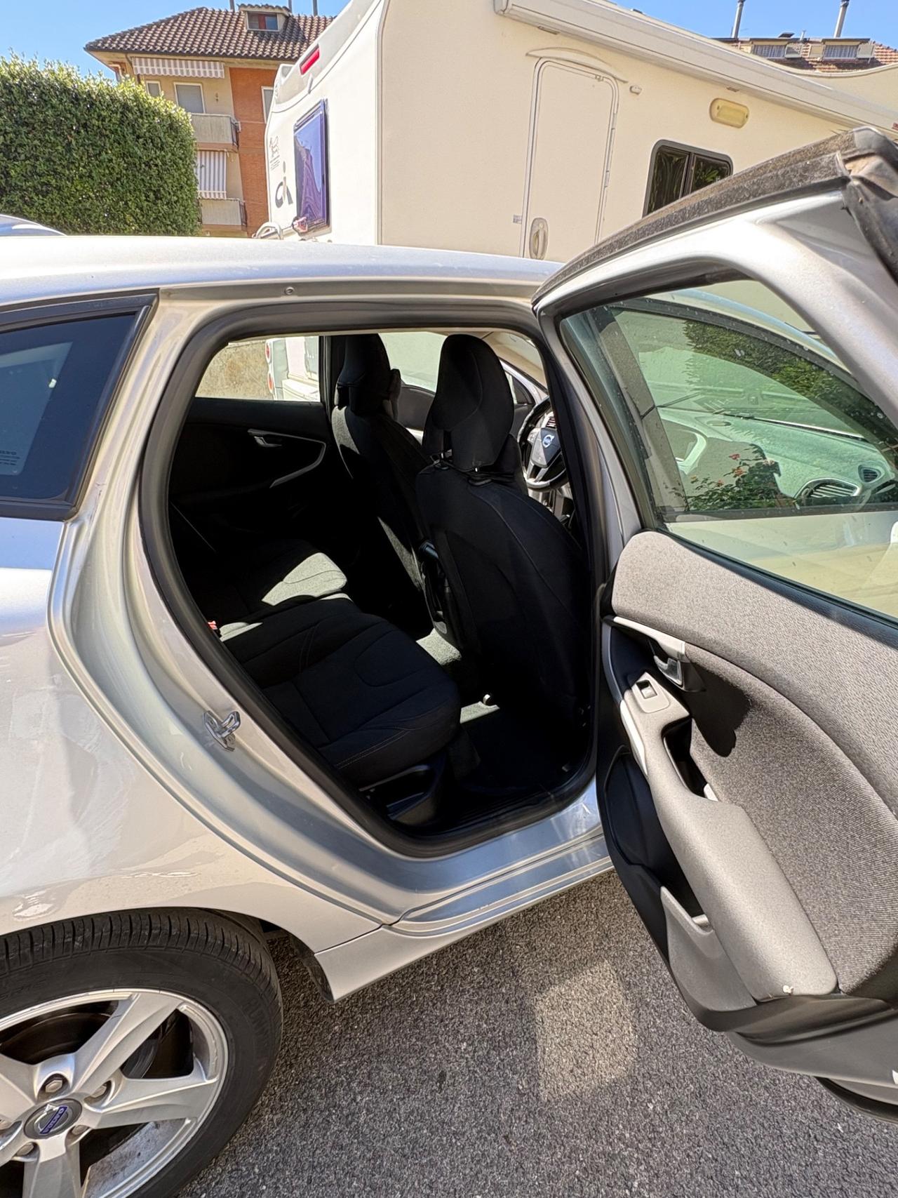 Volvo V40 D2 1.6 Summum