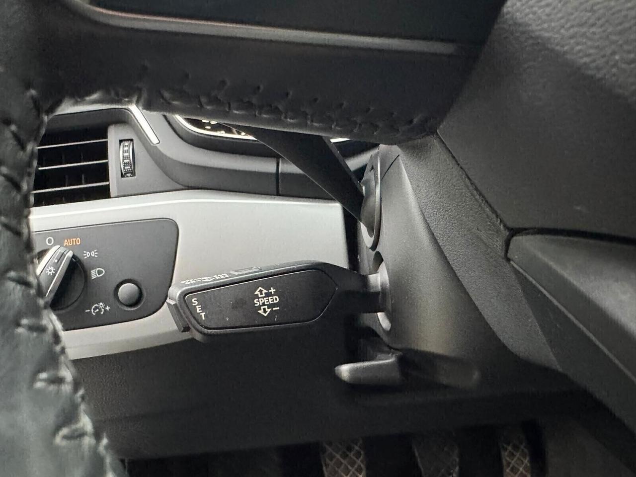 AUDI A4 2.0 TDI 122 CV BUSINESS UNIP ZERO ANTICIPO