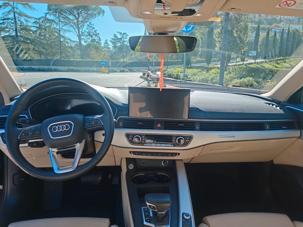 Audi A4 allroad 40 TDI 204 CV S tronic Identity Contrast