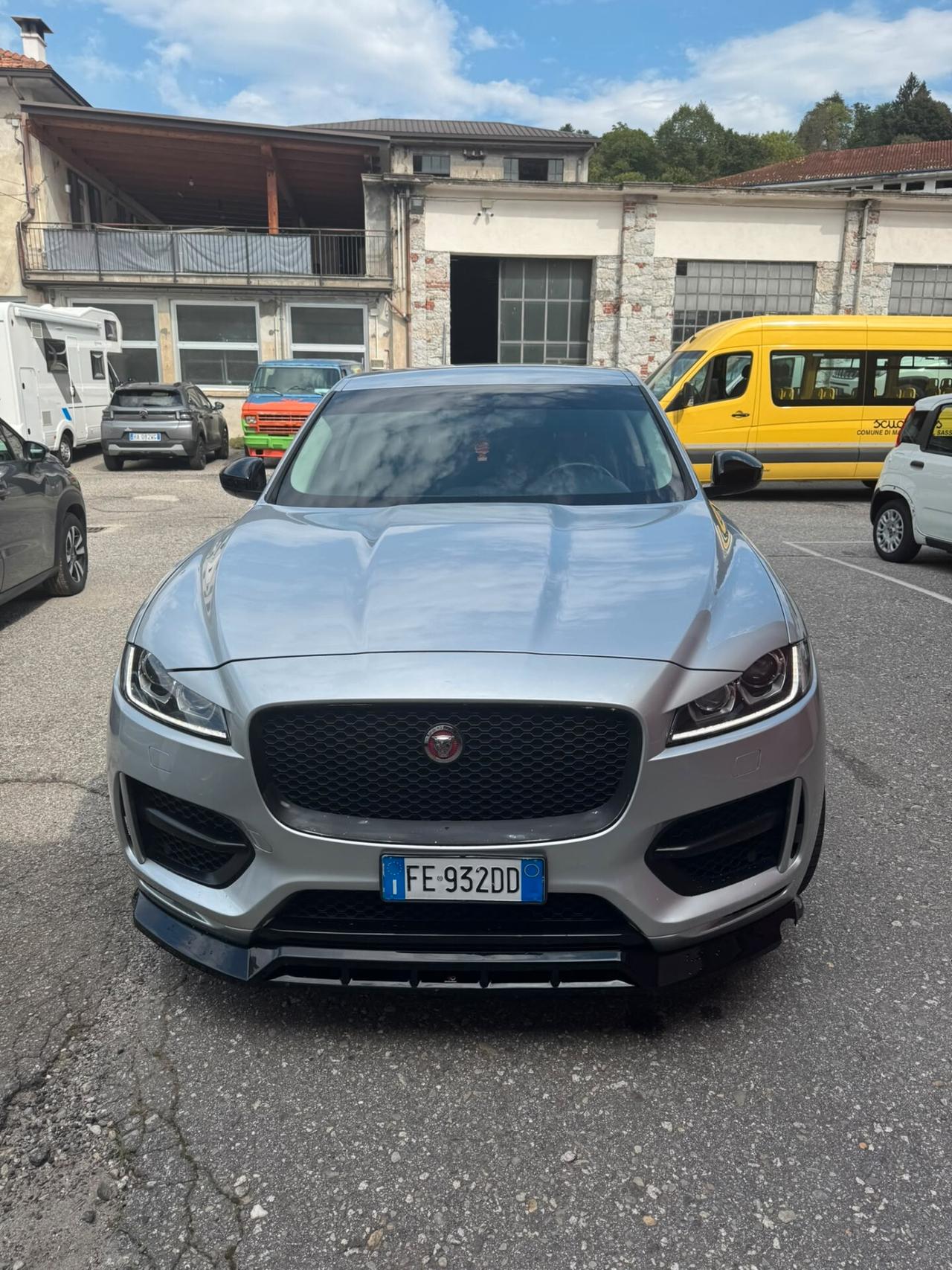 Jaguar F-Pace 2.0 D 180 CV AWD Portfolio
