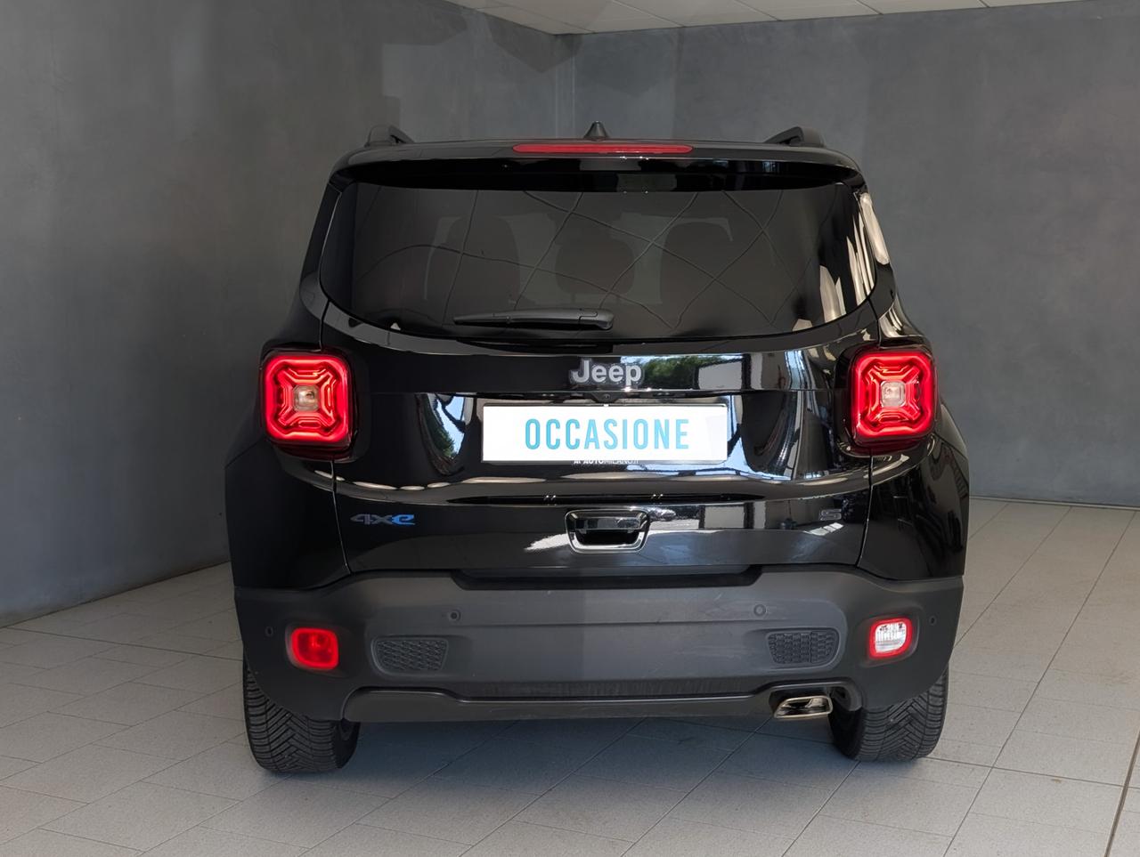 Jeep Renegade 1.3 T4 phev AT6 First Edition Off-road