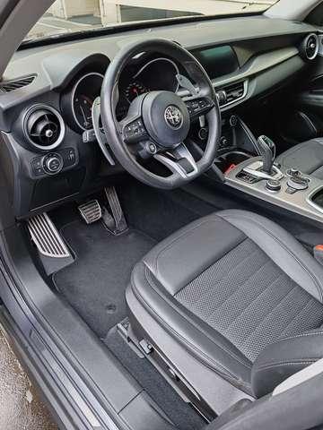Alfa Romeo Stelvio 2.2d 190cv Sprint Q4 Navi+Palette al Vol.+Camera