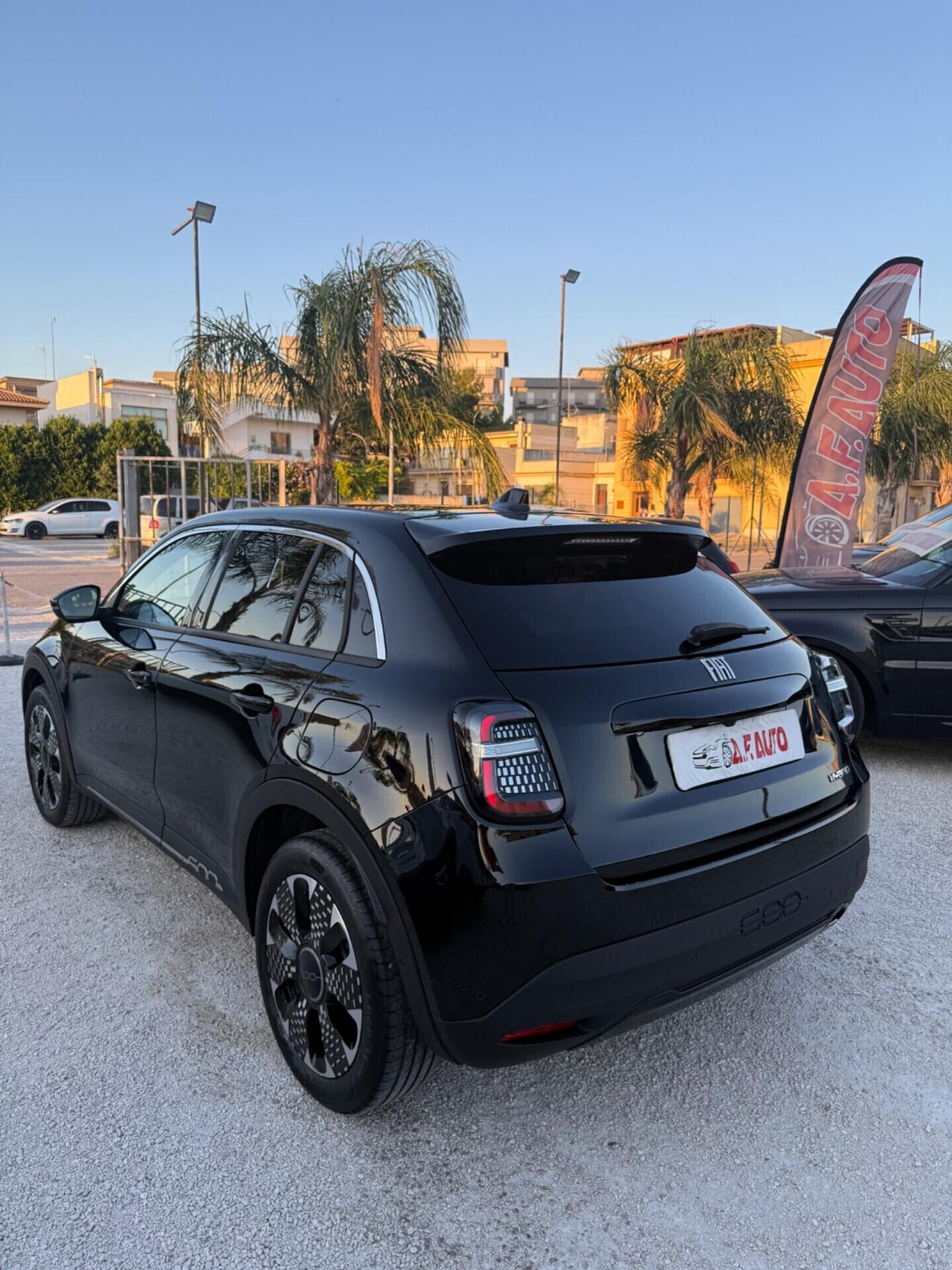 Fiat 600 Hybrid 110 CV DCT MHEV La Prima