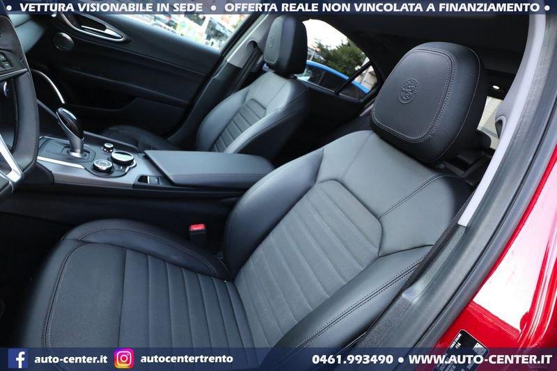 Alfa Romeo Giulia 2.0 Turbo 200CV AT8 Super TETTO