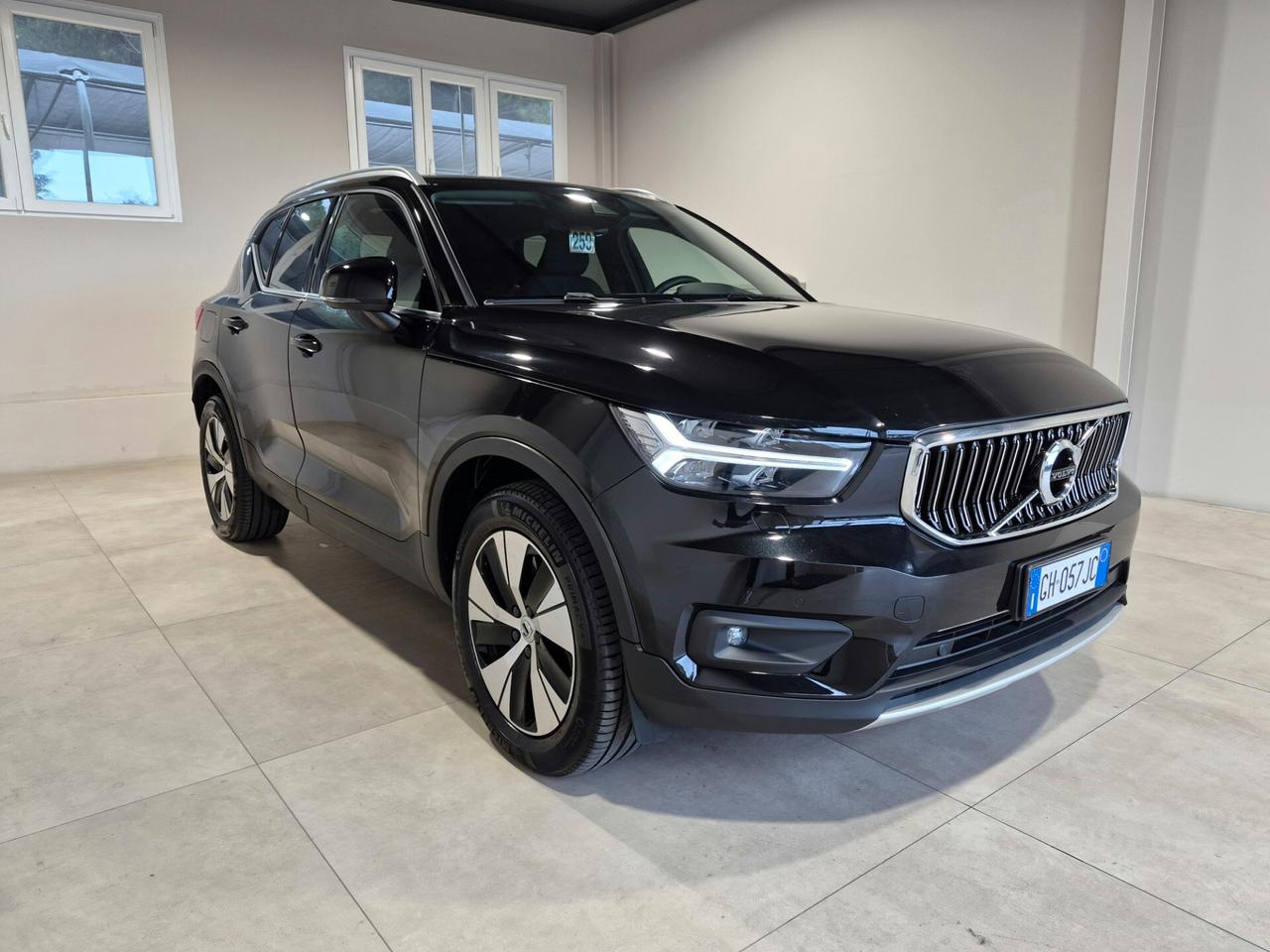 Volvo XC40 1.5 PLUG-IN T4 INSCRIPTION FULL-LED CARPLAY NAVI