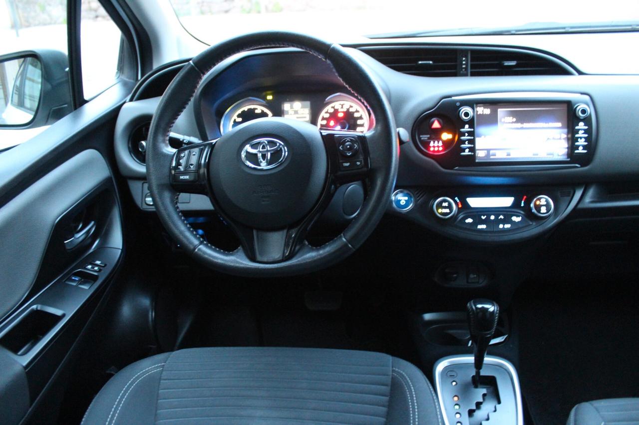 Toyota Yaris 1.5 Hybrid 5 porte Business