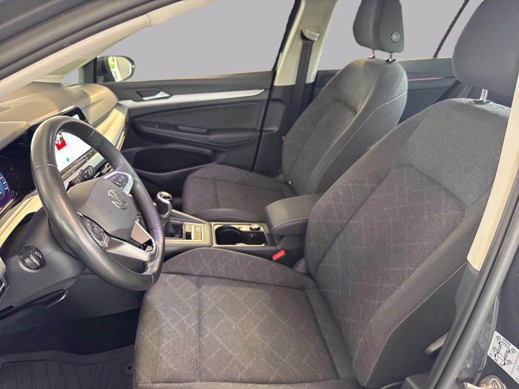 VOLKSWAGEN Golf 1.5 tsi evo life 130cv del 2023
