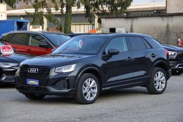 AUDI Q2 40 TFSI quattro S tronic Business Advanced