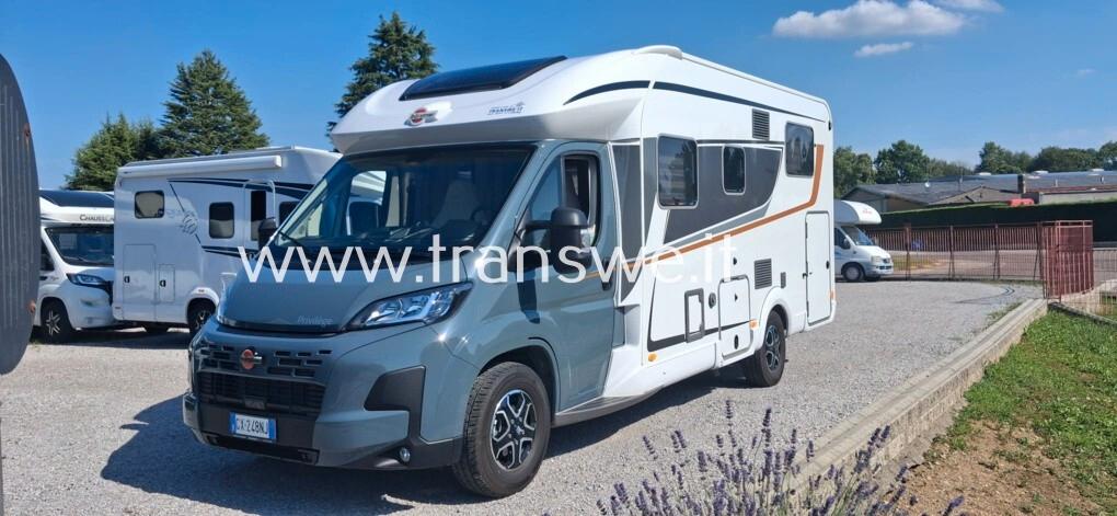 Bürstner Lyseo Privilege 690G Letti gemelli e garage