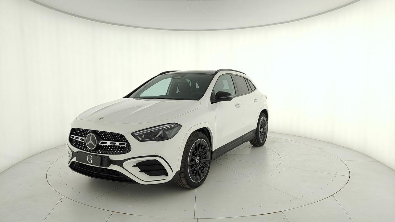 Mercedes-Benz GLA 200 d automatic