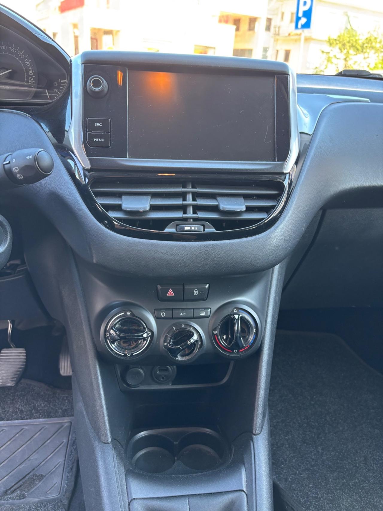 Peugeot 208 BlueHDi 75 5 porte Allure