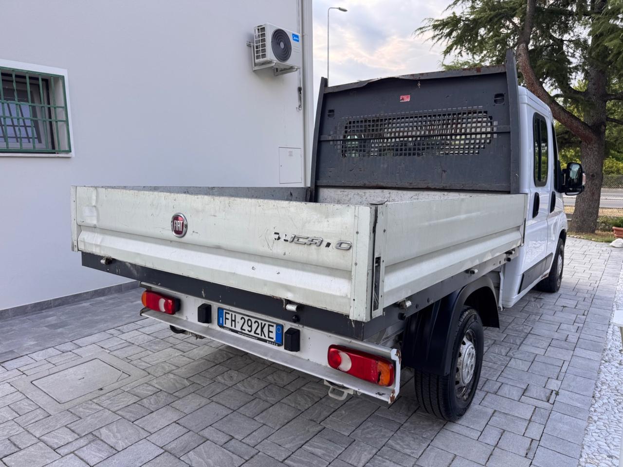 Fiat Ducato 2.3 Mjet 16V 115CV Cassone a sponde abbattibili doppia cabina OK NEOPATENTATI