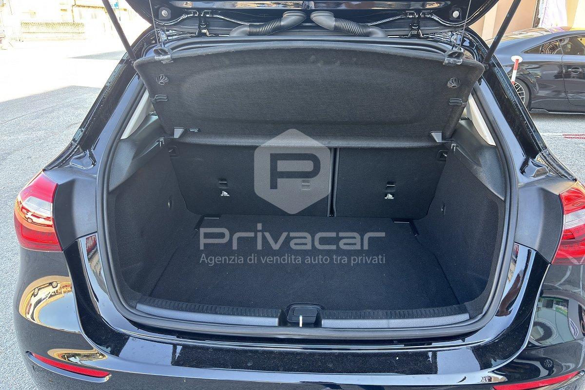MERCEDES A 180 d Automatic Business