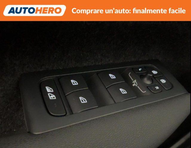 VOLVO XC40 T4 Recharge Plug-in Hybrid automatico Core
