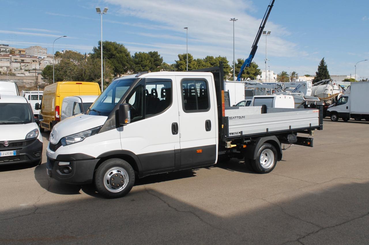 Iveco Daily 35C13 doppia cabina 7 posti cassone ribaltabile