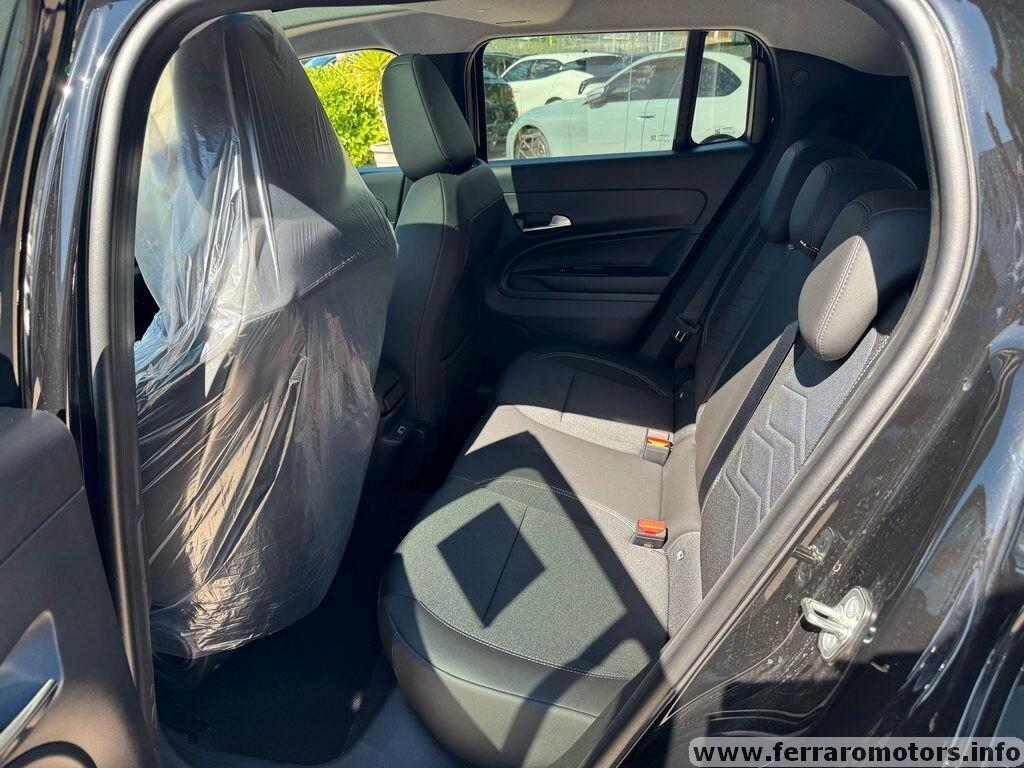 Jeep Avenger Summit mhev automatica a 299 euro al mese