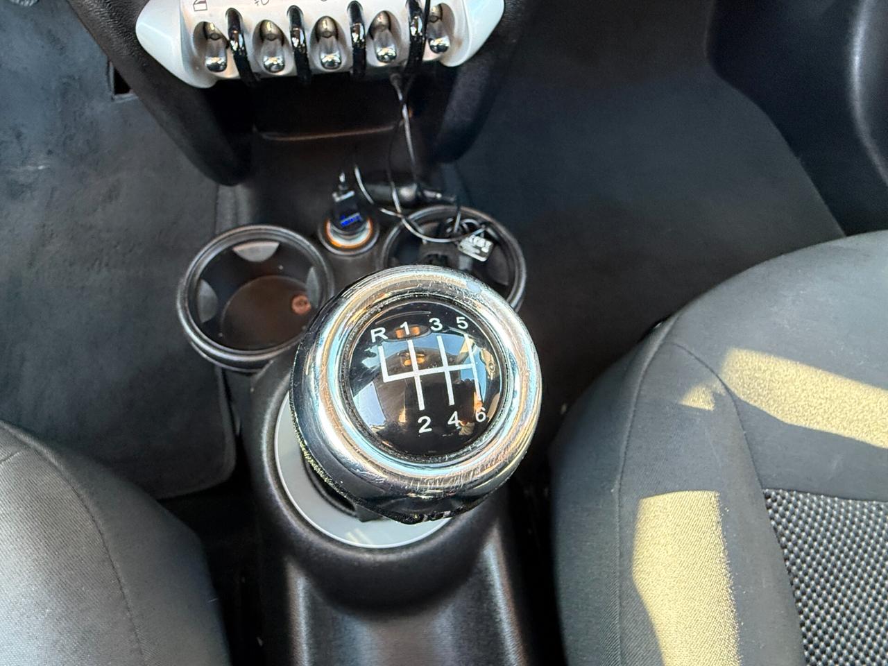 Mini 1.6 16V One (55kW)