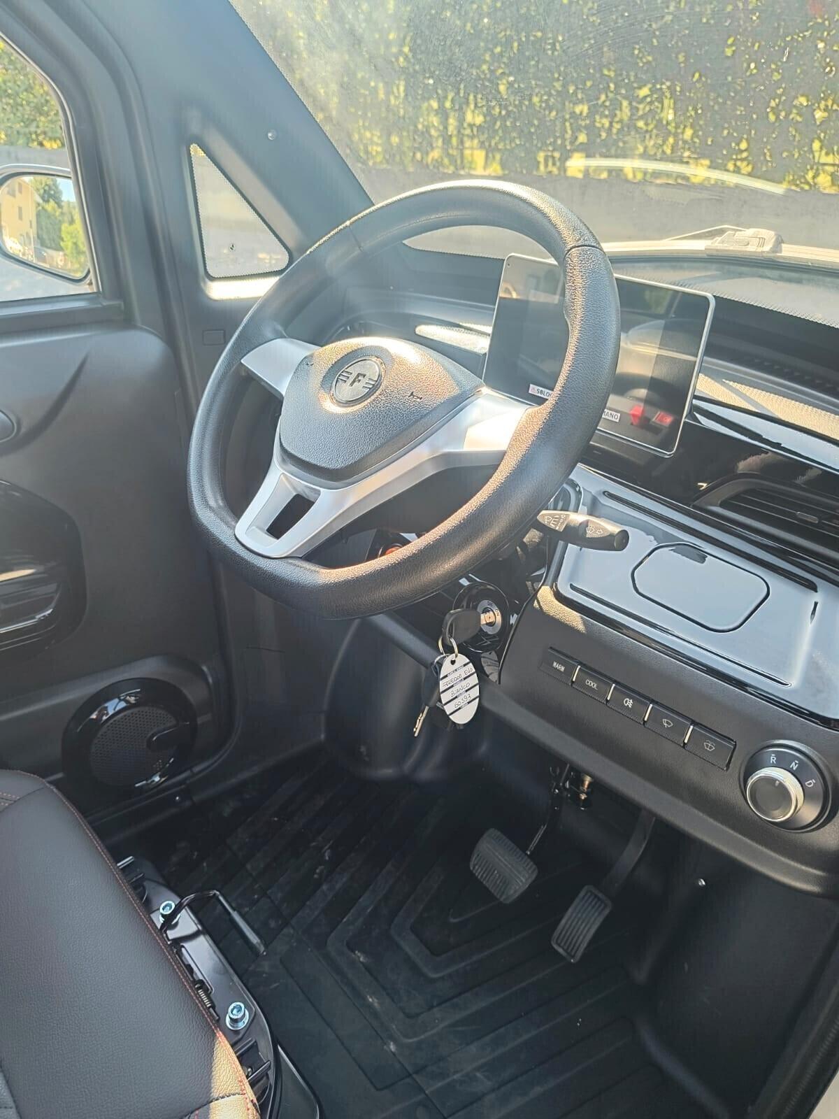 FREEDOM EVO anziani o disabili SENZA PATENTE MINICAR