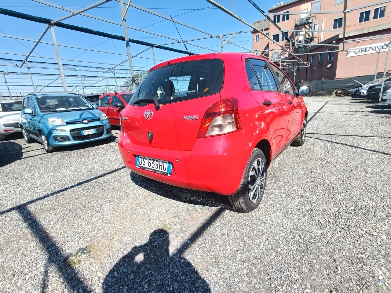 Toyota Yaris 1.0 5 porte Sol