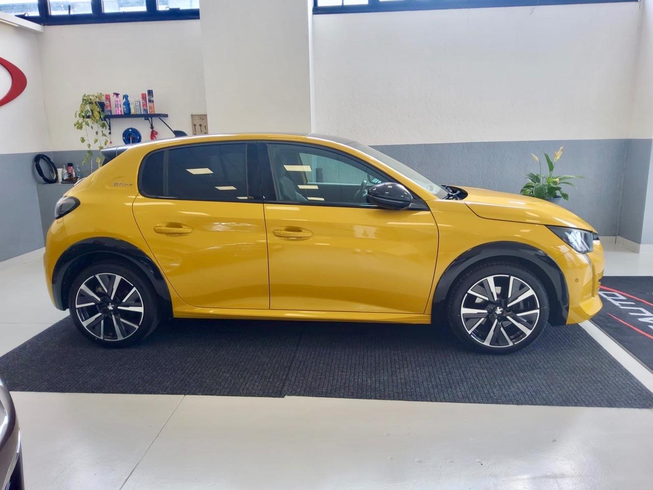 Peugeot 208 PureTech 100 Stop&Start EAT8 5 porte GT Line