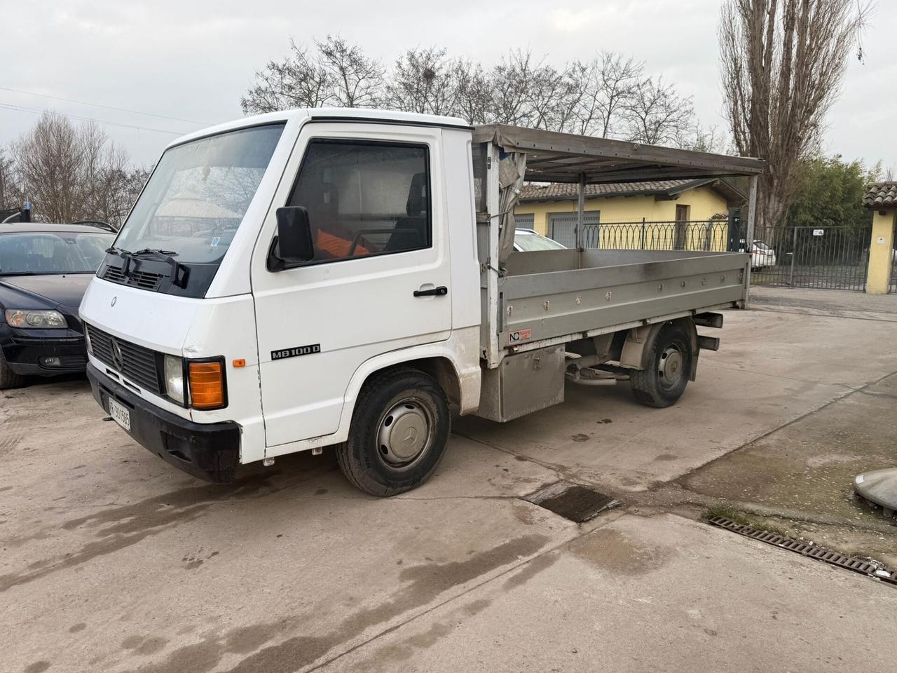 Mercedes MB 100 D Cassonato