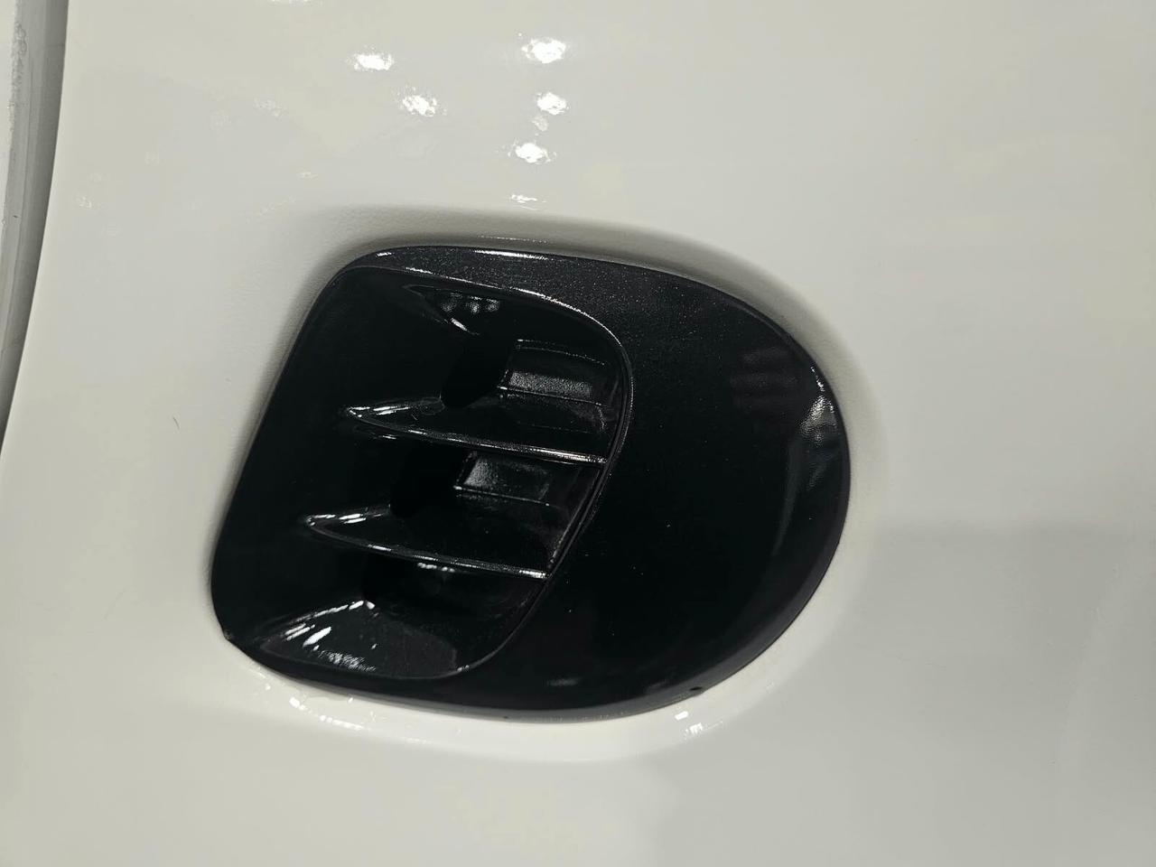 NUOVA SMART FORTWO EQ PRIME TOTAL WHITE IDENTITY BLACK EDITION 56CV TOTALMENTE ELETTRICA
