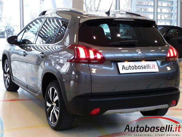 PEUGEOT 2008 1.2 TURBO 110CV S&S ALLURE, NAVIGATORE, CARPLAY