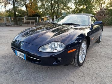 Jaguar XK8 Cabrio