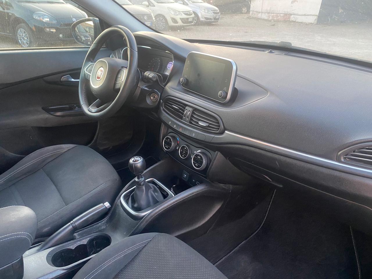 Fiat Tipo 1.6 Mjt S&S SW Lounge