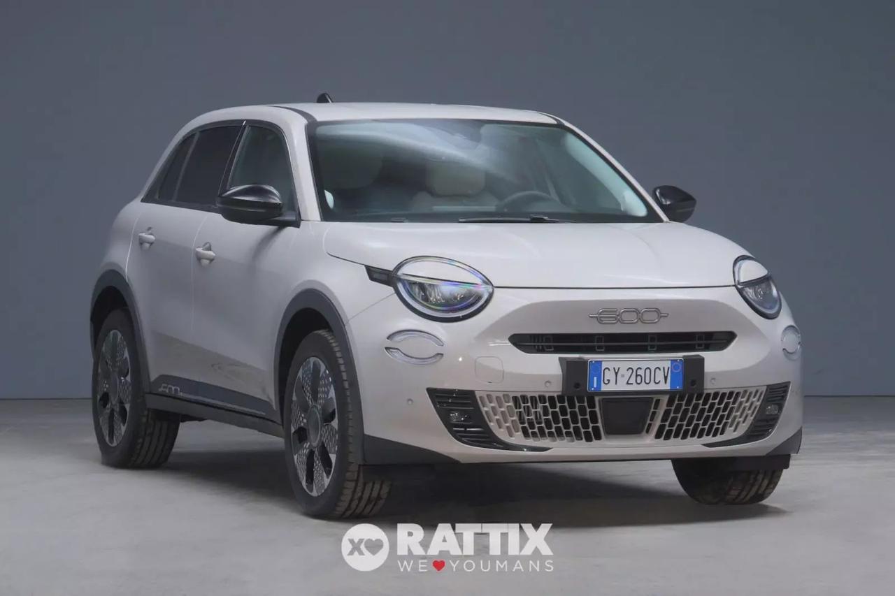 Fiat 600 1.2 hybrid 145CV La Prima auto