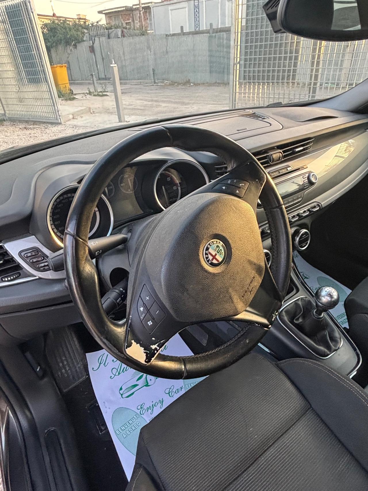 Alfa Romeo Giulietta 1.6 JTDm-2 105 CV Distinctive