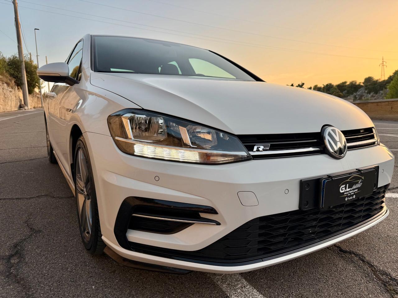 Volkswagen Golf 7.5 R-LINE/2.0 TDI 150 CV/CAR PLAY/17"