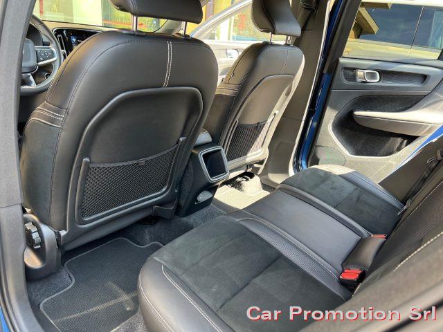 VOLVO XC40 T3 R-design