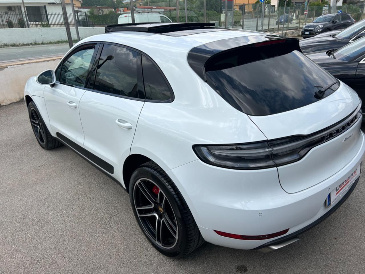 Porsche Macan 2.0 Sport Edition 90000km