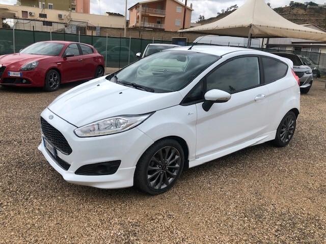 Ford Fiesta 1.5 TDCi 75CV 3 porte ST-Line