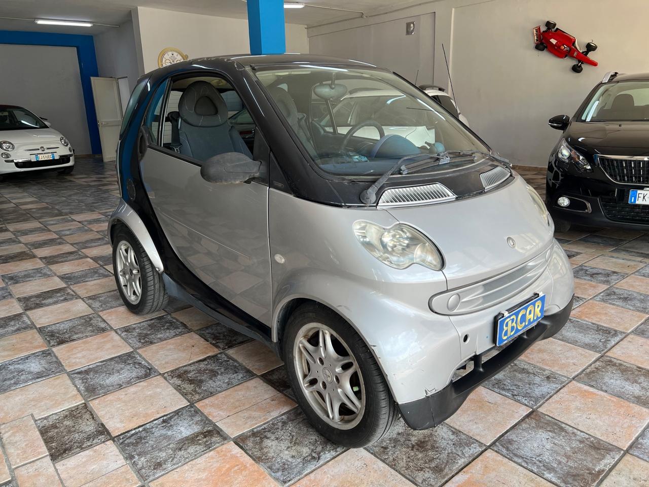 Smart ForTwo 700 coupé pure (37 kW)