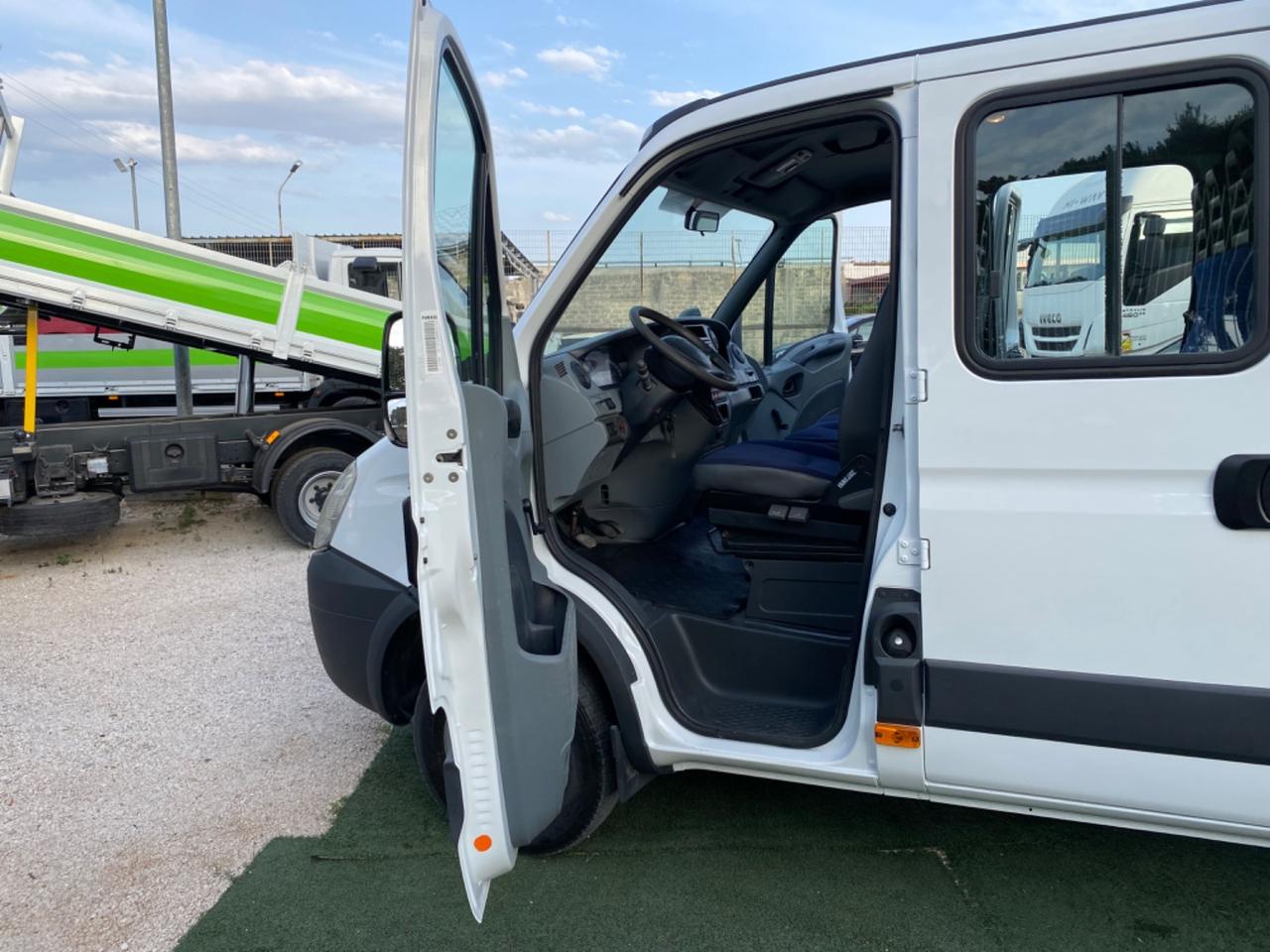 Iveco Daily 35C15 Posti 7 Ribaltabile Trilaterale