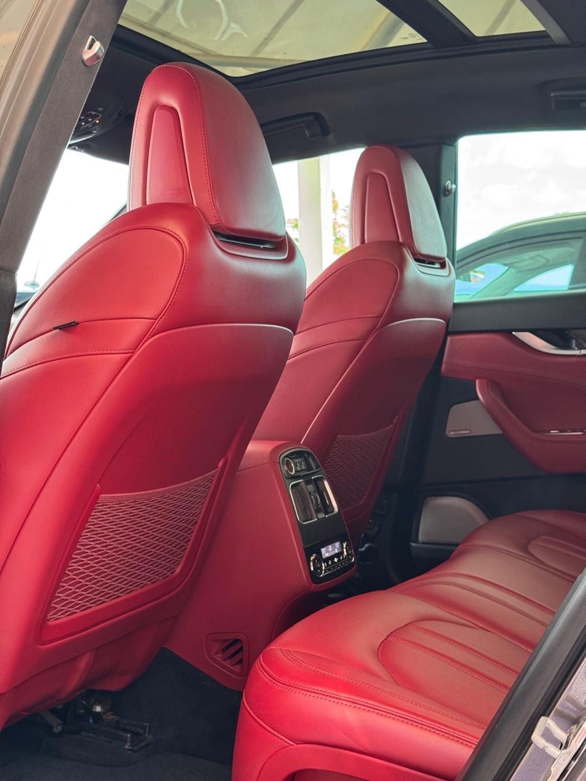 Maserati Levante V6 Diesel 275 CV AWD