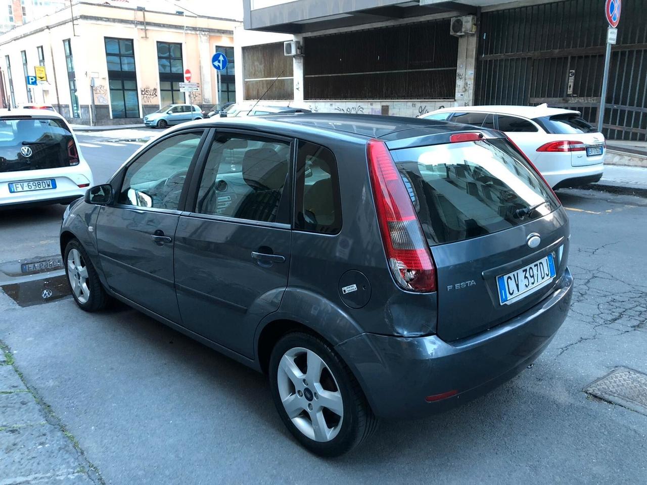 Ford Fiesta 1.4 TDCi 5p. Tecno